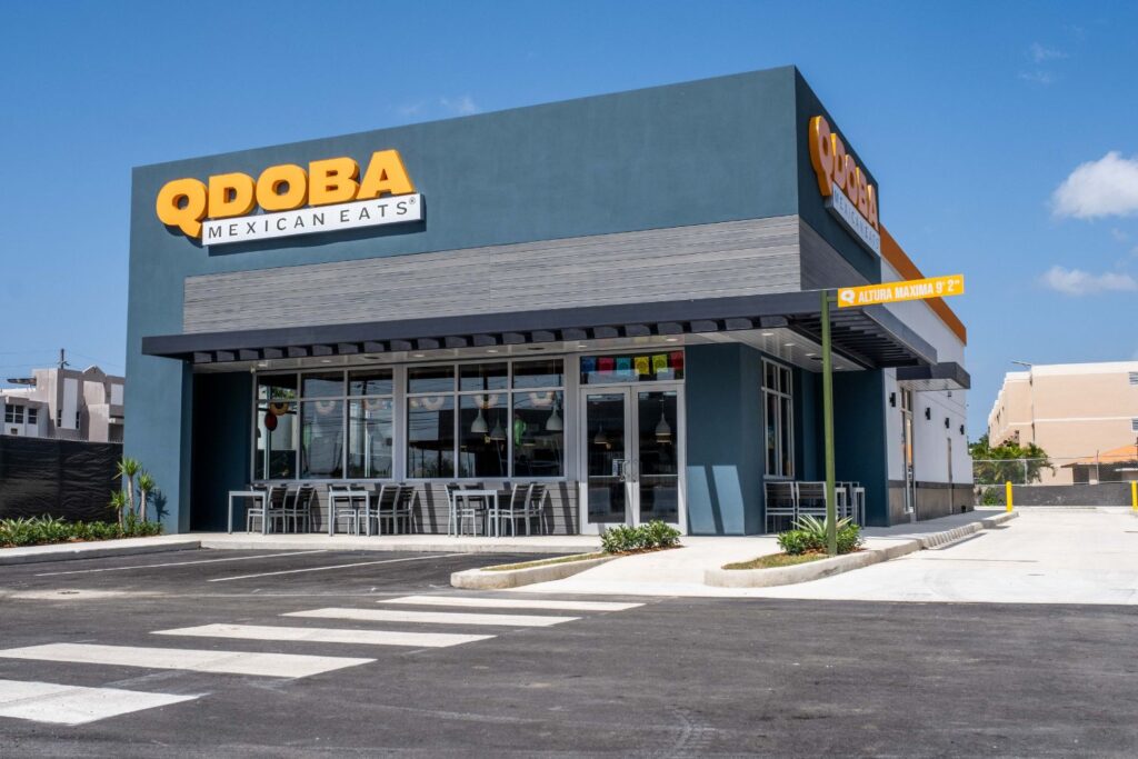 qdoba breakfast hours 
